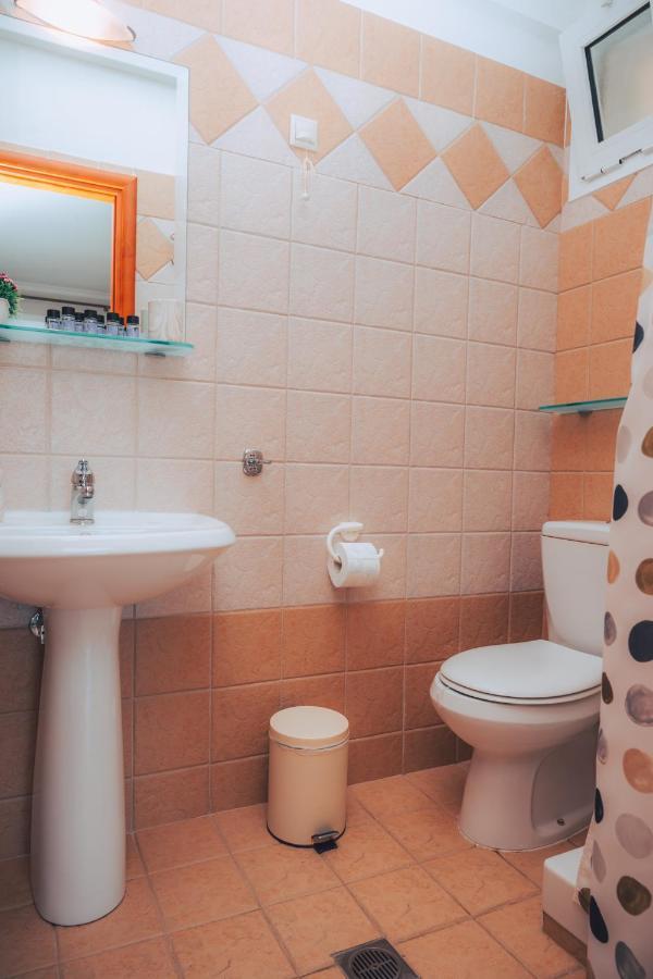 Dionysos Rooms Olympiakí Aktí Dış mekan fotoğraf