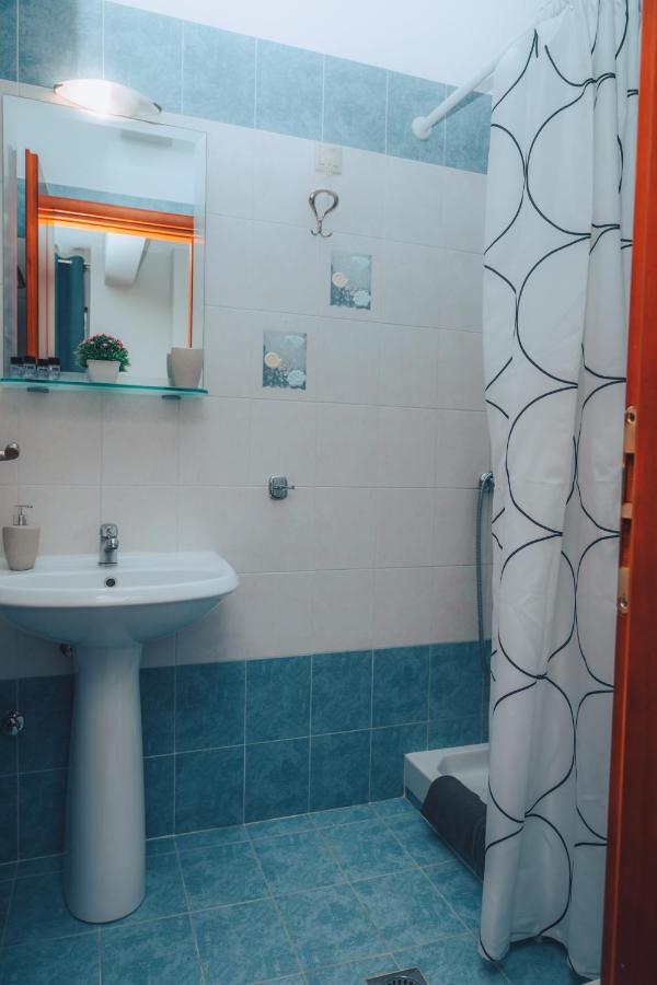 Dionysos Rooms Olympiakí Aktí Dış mekan fotoğraf