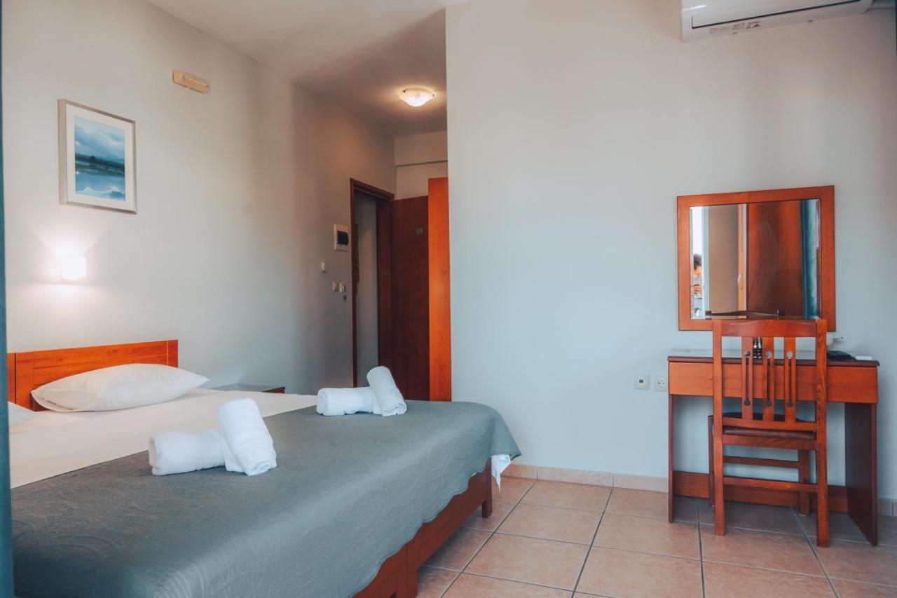 Dionysos Rooms Olympiakí Aktí Dış mekan fotoğraf