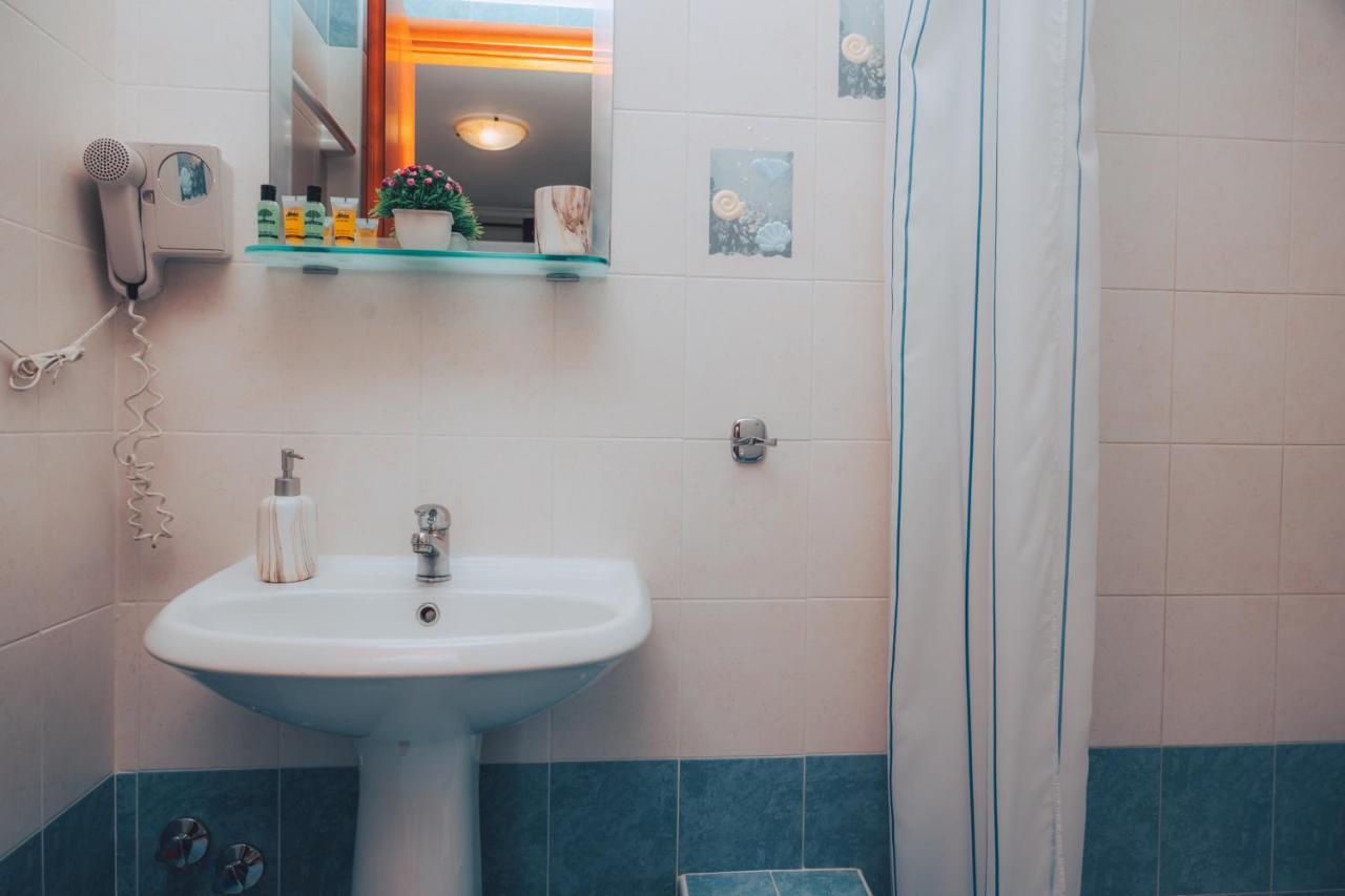 Dionysos Rooms Olympiakí Aktí Dış mekan fotoğraf