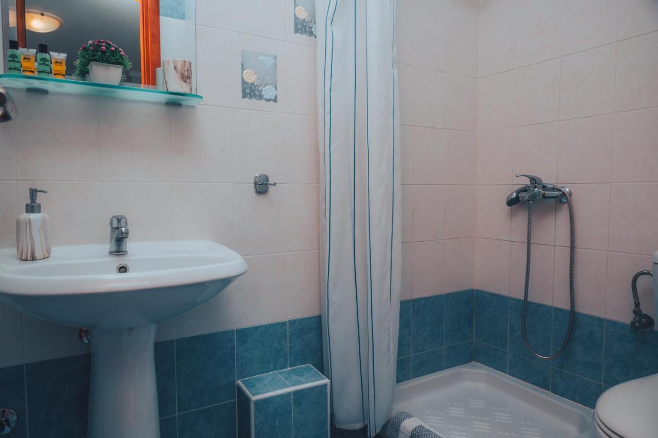 Dionysos Rooms Olympiakí Aktí Dış mekan fotoğraf